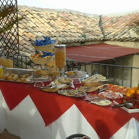 Residenza Il Duomo 3* 트로페아