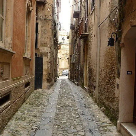 Residenza Il Duomo B&B 트로페아