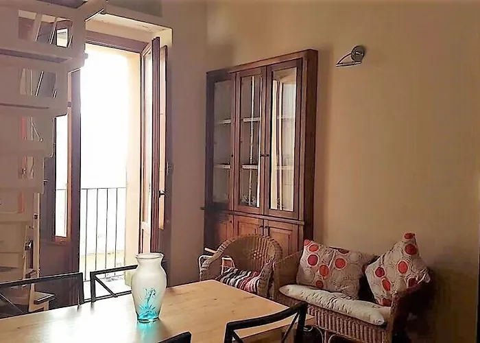 大教堂二号公寓 住宿加早餐酒店 3*